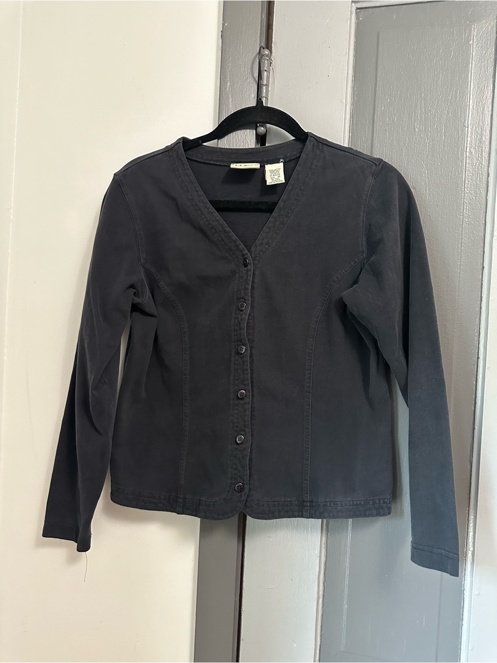 Vintage 90’s Y2K L.L. Bean button-up V-neck shirt